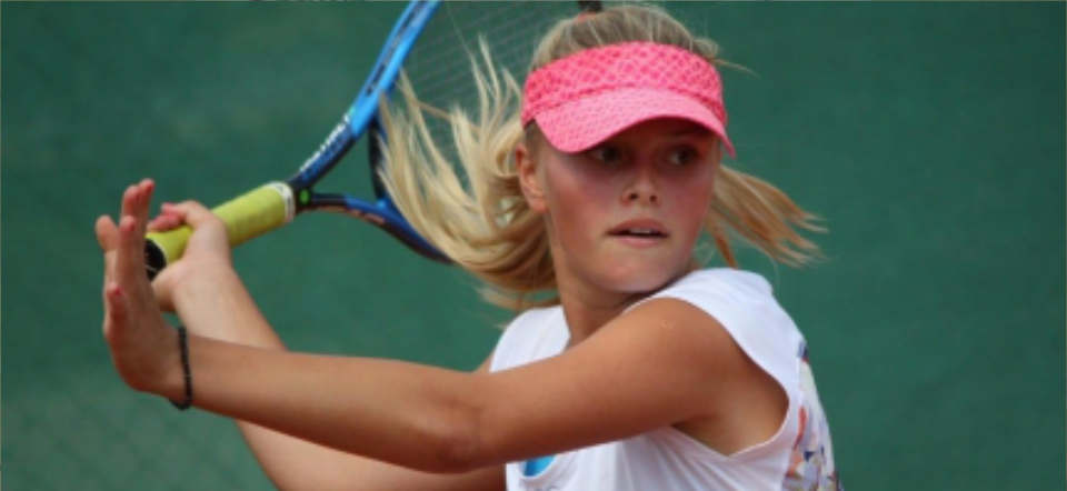 Barbora Palicová v semifinále v Roehamptonu