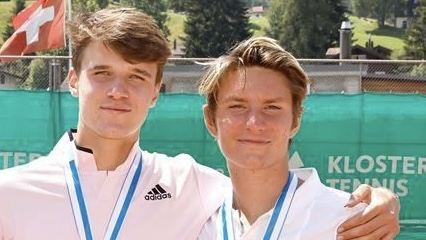 Jakub Nicod mistrem Evropy do 18 let ve čtyřhře. V družstvech bere bronzovou medaili