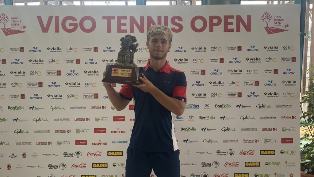 Matthew Donald vyhrál turnaj ve španělském Vigo