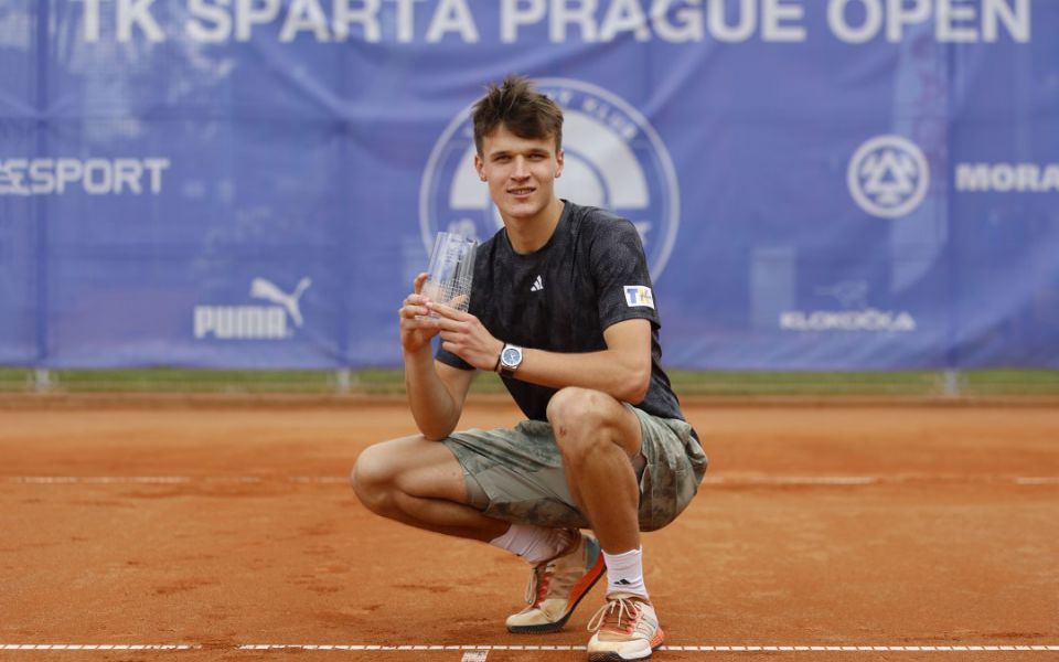 TK Sparta Prague Open: Menšík se raduje z největšího triumfu kariéry!